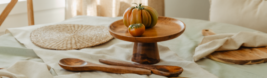 Ventajas de usar piezas y completos de madera de acacia en tu mesa